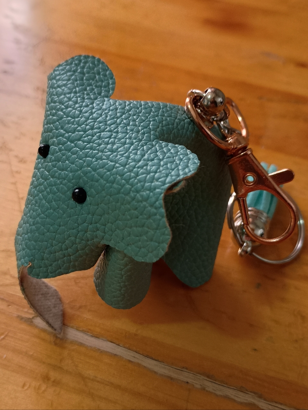 NEW Super Cute Handma Teal Elephant Faux Leather Keychain Purse Charm